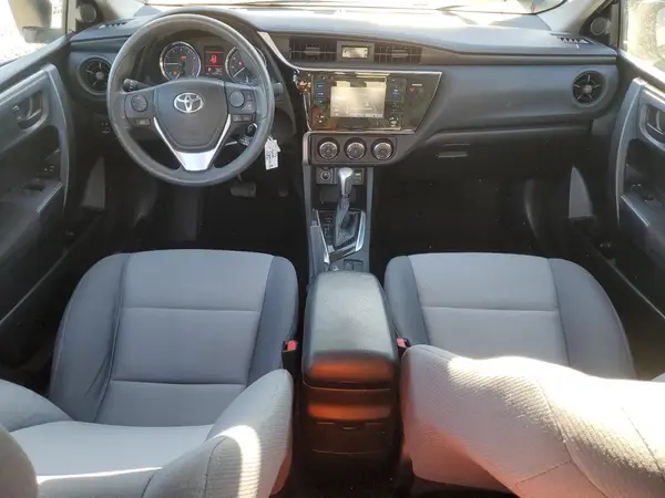 5YFBURHE4HP727547 2017 TOYOTA COROLLA - Image 8