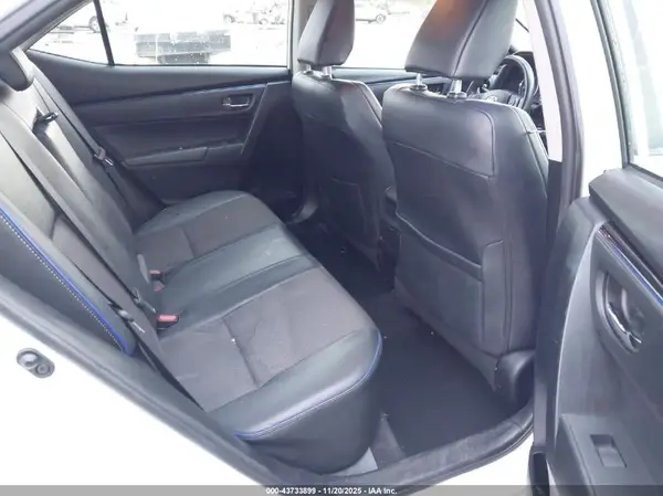 5YFBURHE4HP728648 2017 TOYOTA COROLLA - Image 8