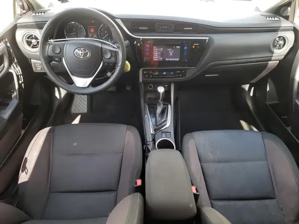 5YFBURHE4HP728830 2017 TOYOTA COROLLA - Image 8