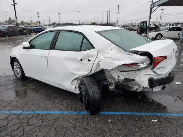 5YFBURHE4HP734658 2017 TOYOTA COROLLA - Image 2