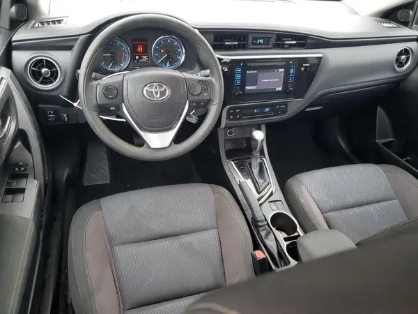 5YFBURHE4HP735566 2017 TOYOTA COROLLA - Image 8