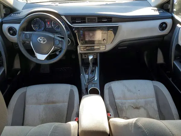 5YFBURHE4HP736734 2017 TOYOTA COROLLA - Image 8