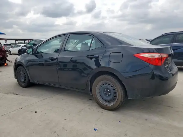 5YFBURHE4JP737887 2018 TOYOTA COROLLA - Image 2