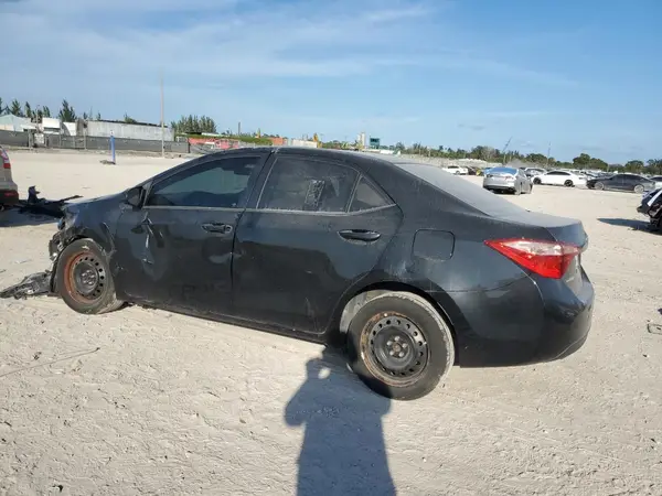 5YFBURHE4JP738652 2018 TOYOTA COROLLA - Image 2