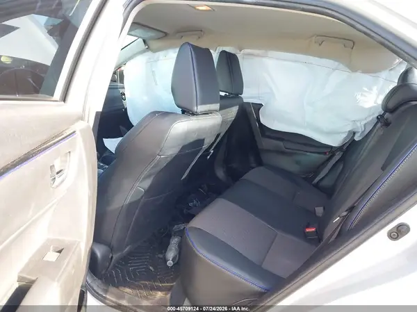 5YFBURHE4JP748310 2018 TOYOTA COROLLA - Image 8