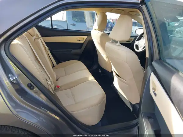 5YFBURHE4JP749537 2018 TOYOTA COROLLA - Image 8