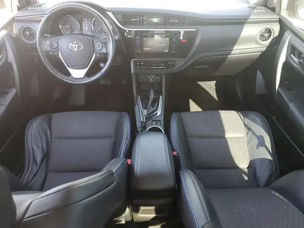 5YFBURHE4JP760604 2018 TOYOTA COROLLA - Image 8