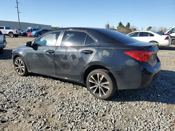 5YFBURHE4JP762031 2018 TOYOTA COROLLA - Image 2
