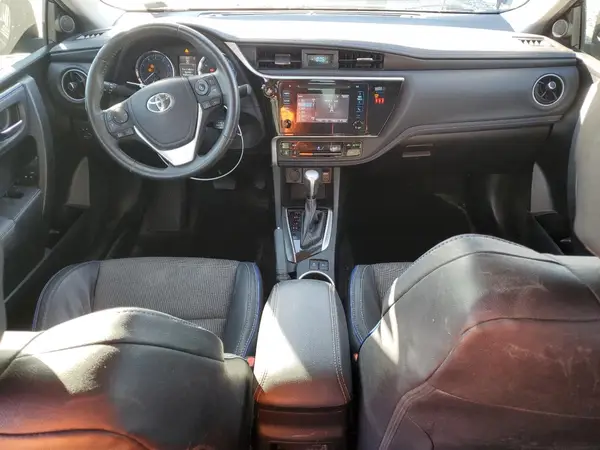 5YFBURHE4JP762031 2018 TOYOTA COROLLA - Image 8