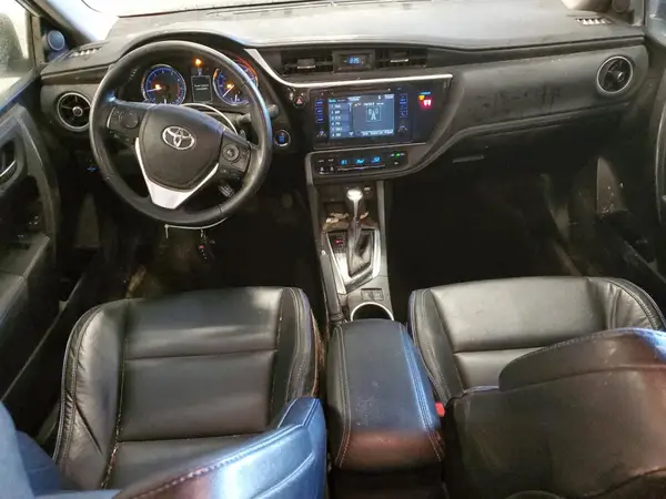 5YFBURHE4JP762062 2018 TOYOTA COROLLA - Image 8