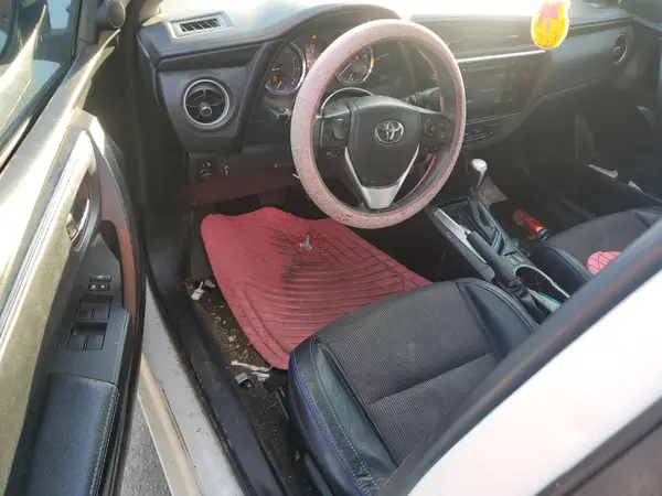 5YFBURHE4JP765124 2018 TOYOTA COROLLA - Image 8