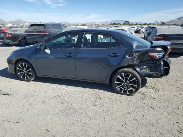 5YFBURHE4JP767858 2018 TOYOTA COROLLA - Image 2