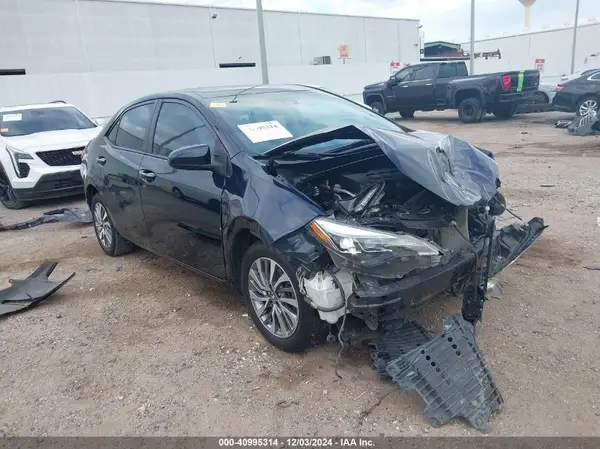 5YFBURHE4JP768606 2018 TOYOTA COROLLA - Image 1
