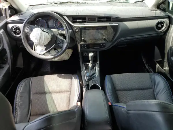 5YFBURHE4JP770761 2018 TOYOTA COROLLA - Image 8