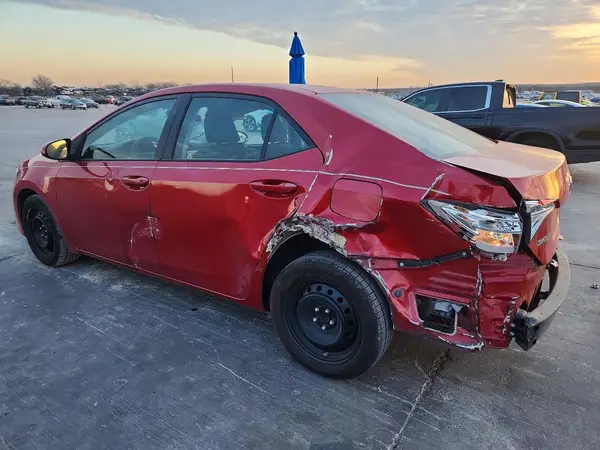 5YFBURHE4JP770937 2018 TOYOTA COROLLA - Image 2
