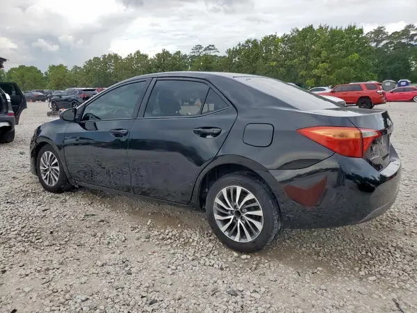 5YFBURHE4JP773255 2018 TOYOTA COROLLA - Image 2