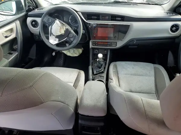 5YFBURHE4JP775054 2018 TOYOTA COROLLA - Image 8