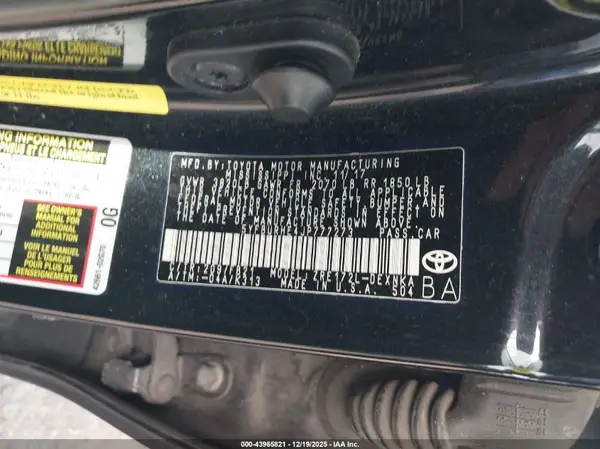 5YFBURHE4JP777273 2018 TOYOTA COROLLA - Image 8