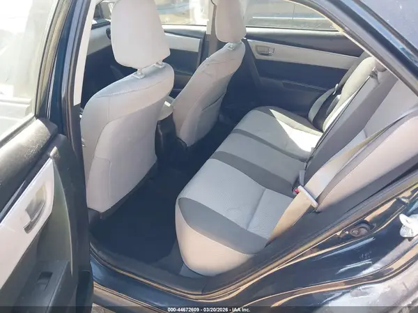5YFBURHE4JP778522 2018 TOYOTA COROLLA - Image 8