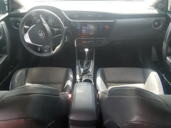 5YFBURHE4JP779024 2018 TOYOTA COROLLA - Image 8