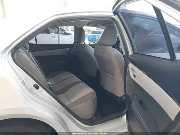 5YFBURHE4JP779721 2018 TOYOTA COROLLA - Image 8