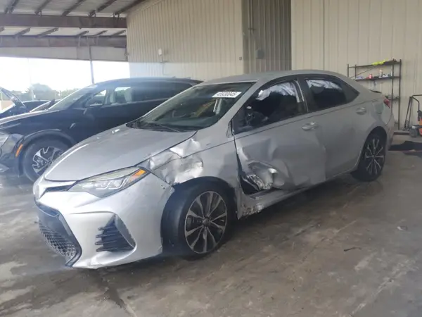 5YFBURHE4JP781534 2018 TOYOTA COROLLA - Image 1