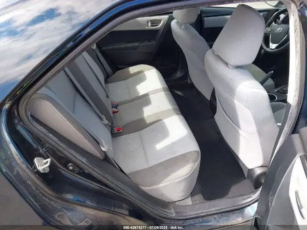 5YFBURHE4JP790329 2018 TOYOTA COROLLA - Image 8
