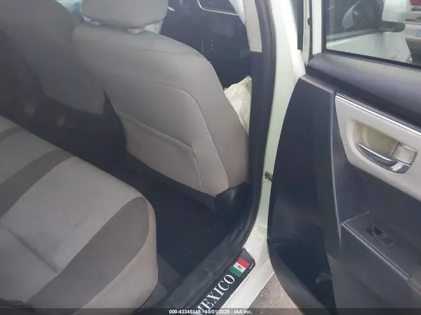 5YFBURHE4JP795305 2018 TOYOTA COROLLA - Image 8