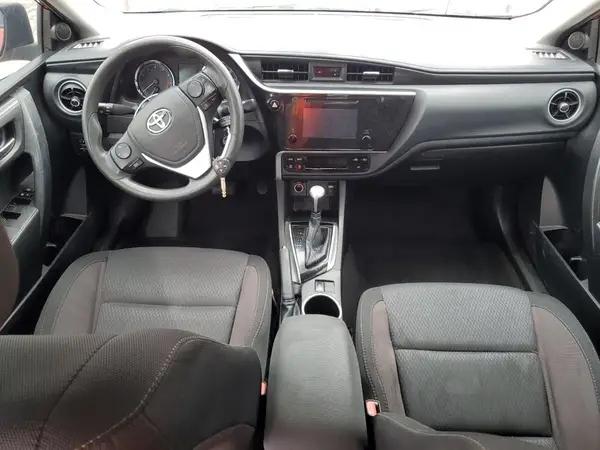 5YFBURHE4JP795756 2018 TOYOTA COROLLA - Image 8