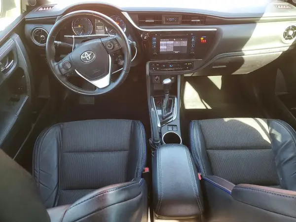 5YFBURHE4JP795885 2018 TOYOTA COROLLA - Image 8