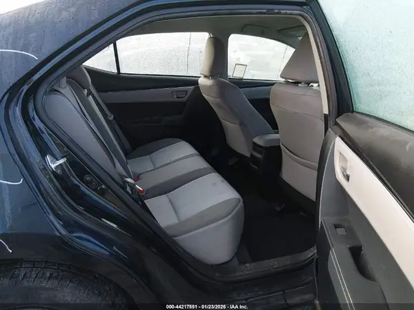 5YFBURHE4JP797197 2018 TOYOTA COROLLA - Image 8