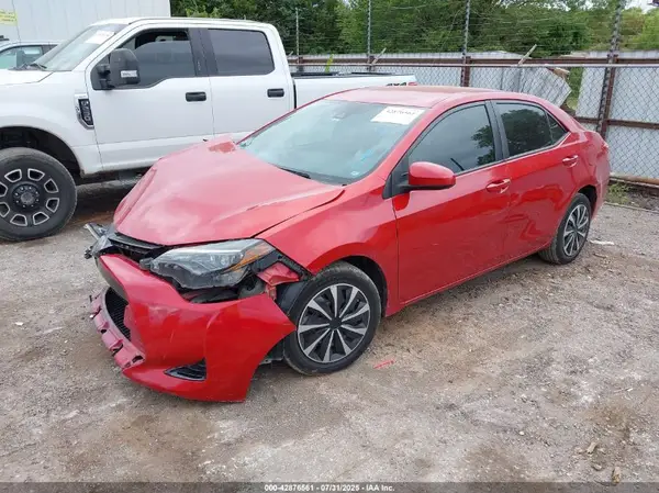 5YFBURHE4JP798222 2018 TOYOTA COROLLA - Image 2