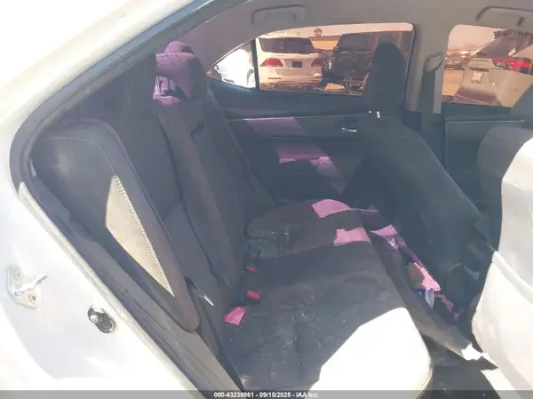 5YFBURHE4JP798639 2018 TOYOTA COROLLA - Image 8