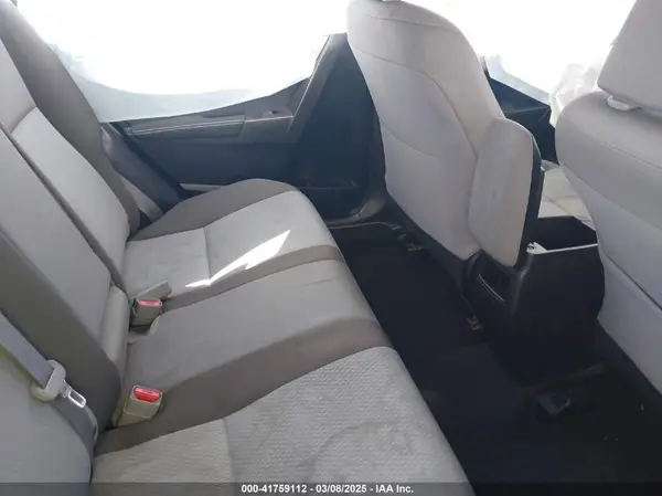 5YFBURHE4JP798799 2018 TOYOTA COROLLA - Image 8