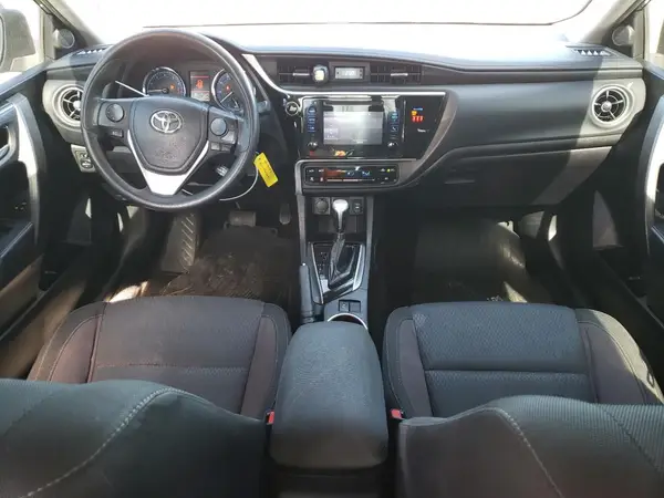 5YFBURHE4JP798902 2018 TOYOTA COROLLA - Image 8