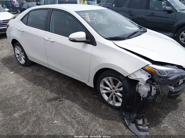 5YFBURHE4JP804066 2018 TOYOTA COROLLA - Image 1
