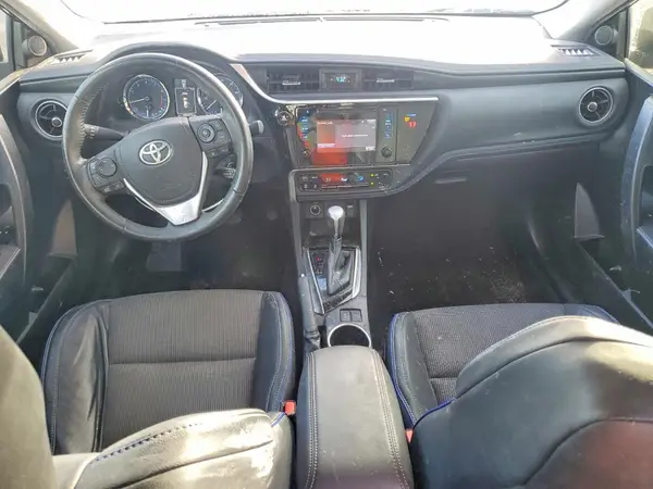 5YFBURHE4JP807095 2018 TOYOTA COROLLA - Image 8