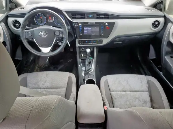 5YFBURHE4JP810207 2018 TOYOTA COROLLA - Image 8