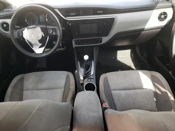 5YFBURHE4JP810692 2018 TOYOTA COROLLA - Image 8