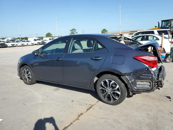 5YFBURHE4JP811406 2018 TOYOTA COROLLA - Image 2
