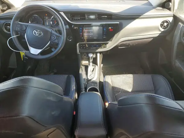 5YFBURHE4JP814306 2018 TOYOTA COROLLA - Image 8