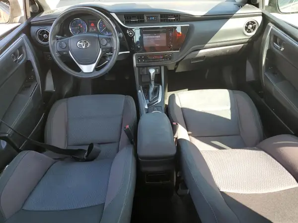 5YFBURHE4JP815780 2018 TOYOTA COROLLA - Image 8