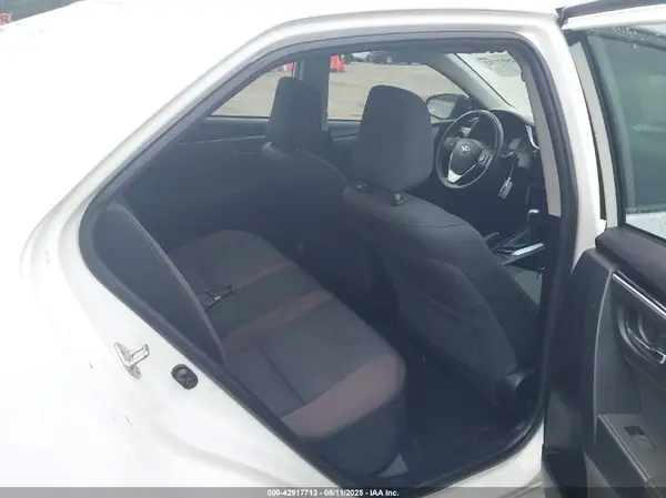 5YFBURHE4JP816315 2018 TOYOTA COROLLA - Image 8