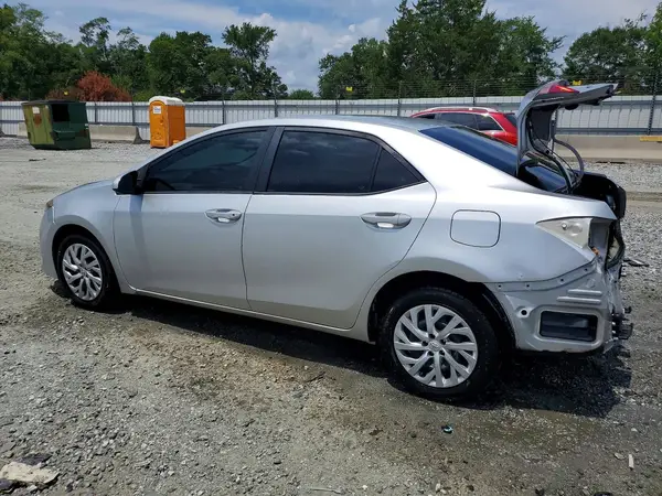 5YFBURHE4JP816816 2018 TOYOTA COROLLA - Image 2