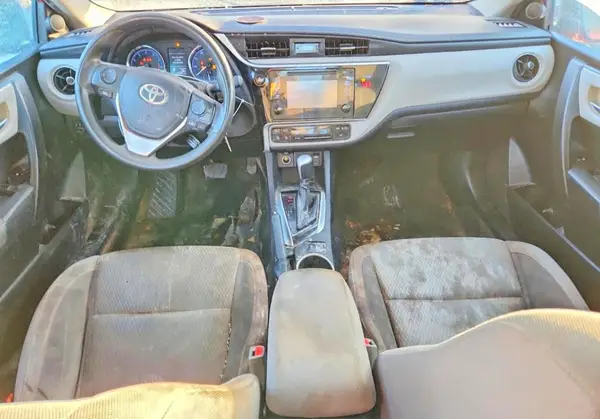 5YFBURHE4JP820073 2018 TOYOTA COROLLA - Image 8