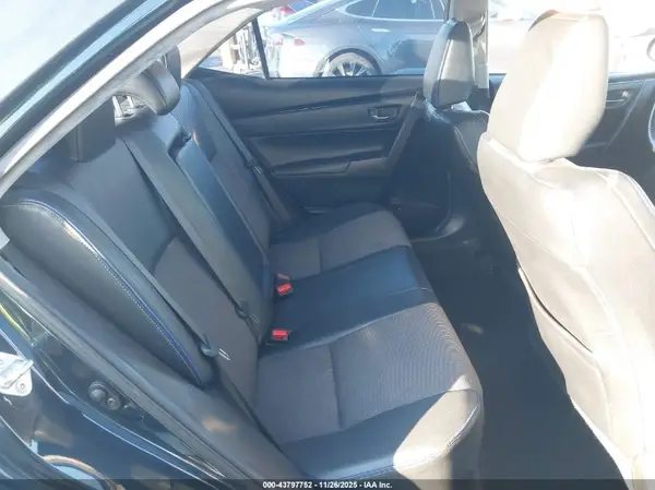 5YFBURHE4JP820235 2018 TOYOTA COROLLA - Image 8