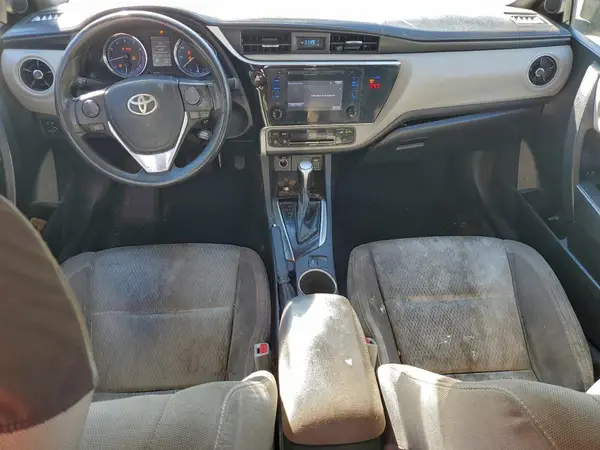 5YFBURHE4JP820896 2018 TOYOTA COROLLA - Image 8