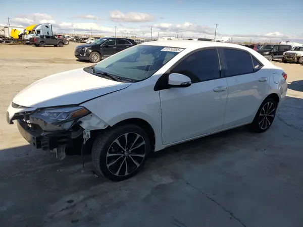 5YFBURHE4JP823605 2018 TOYOTA COROLLA - Image 1