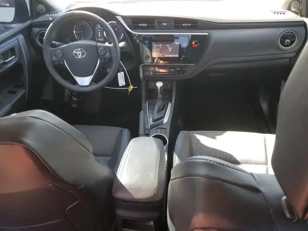 5YFBURHE4JP823605 2018 TOYOTA COROLLA - Image 8