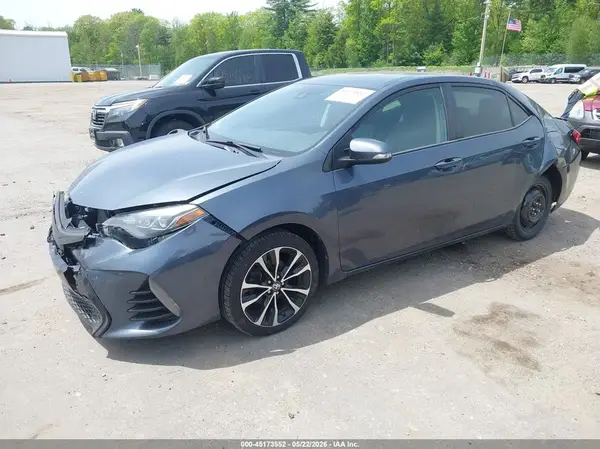 5YFBURHE4JP823846 2018 TOYOTA COROLLA - Image 2